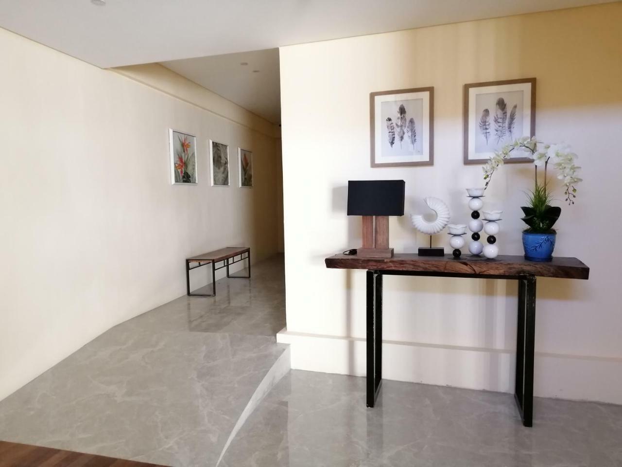 Proxy By The Oriental Albay Hotel Legazpi Buitenkant foto