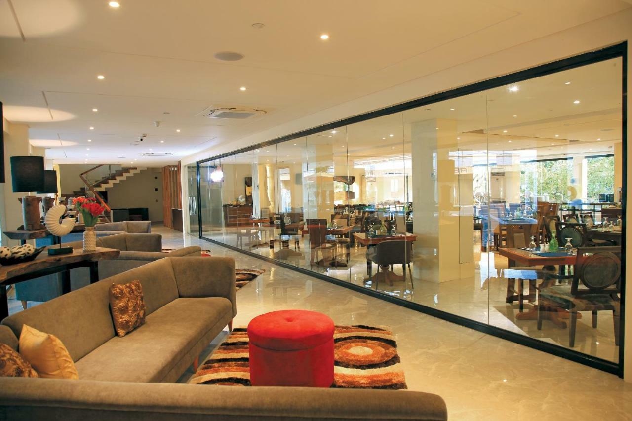 Proxy By The Oriental Albay Hotel Legazpi Buitenkant foto