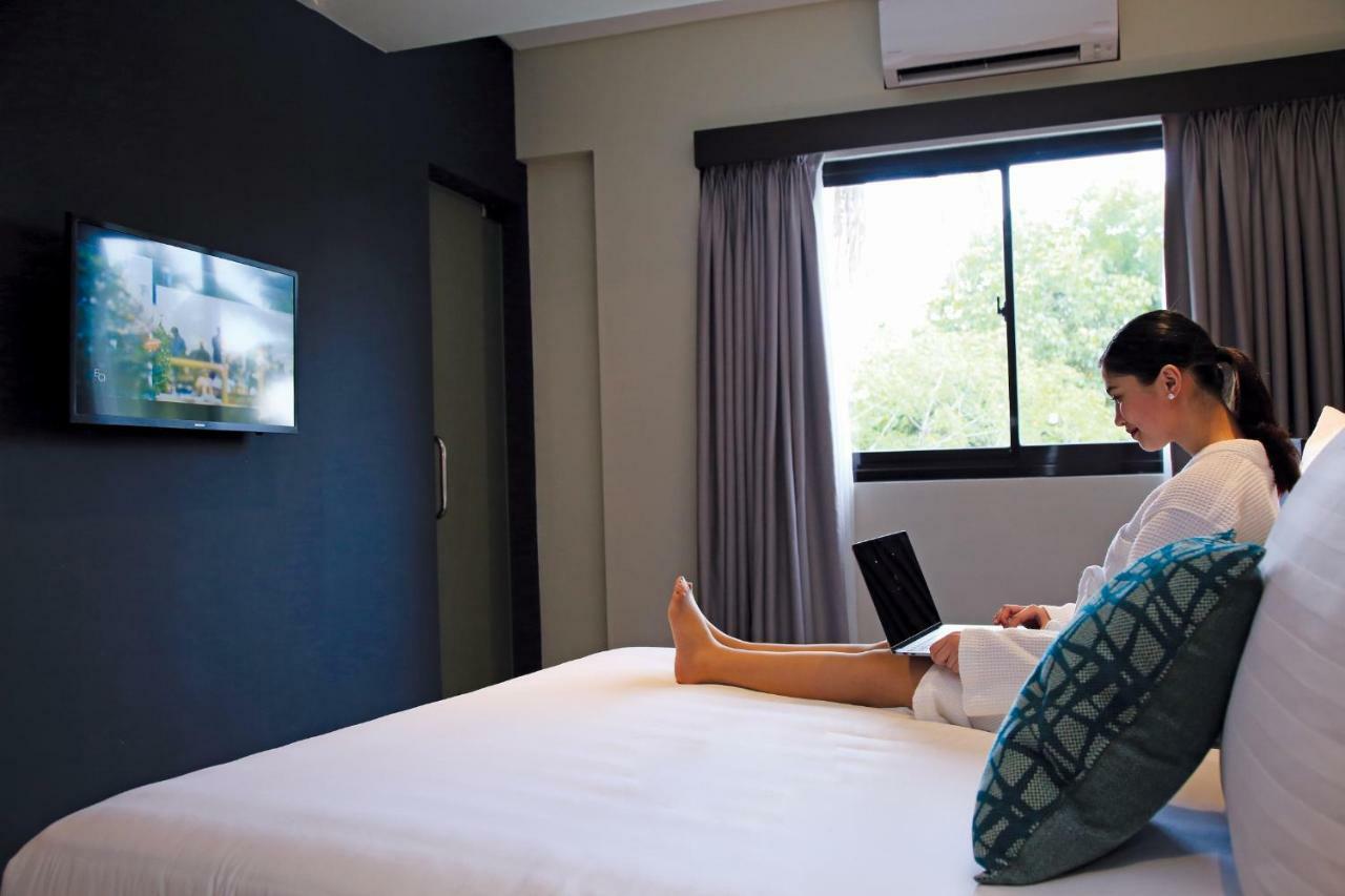 Proxy By The Oriental Albay Hotel Legazpi Buitenkant foto